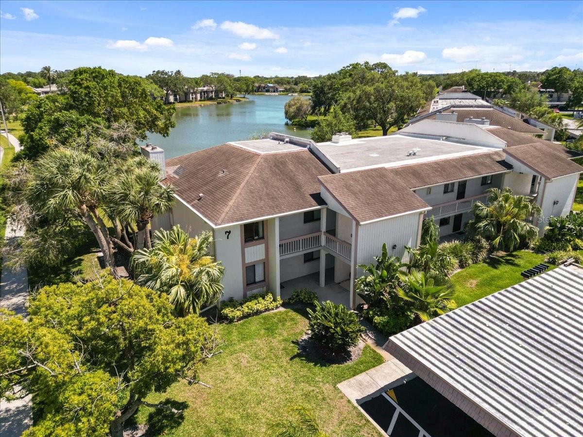 Details for 108 Lakeview Court 108, OLDSMAR, FL 34677
