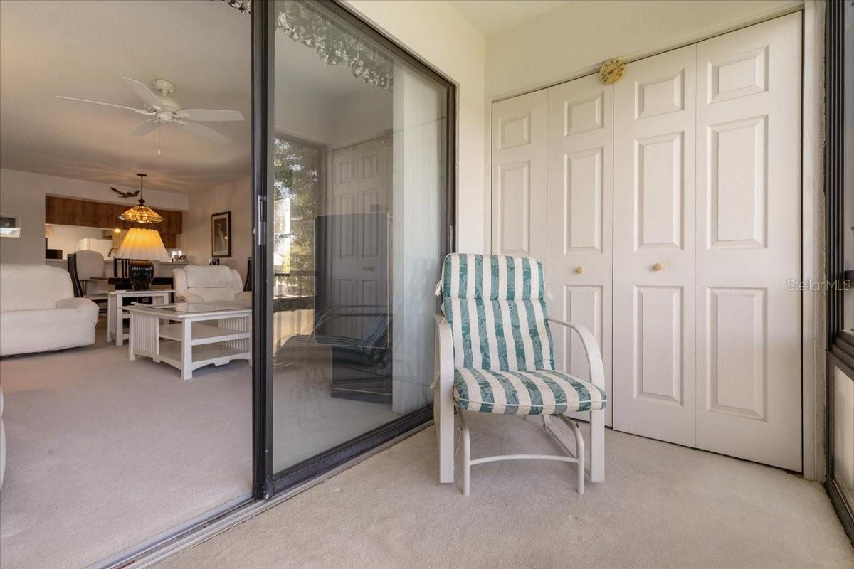 Listing photo id 19 for 108 Lakeview Court 108