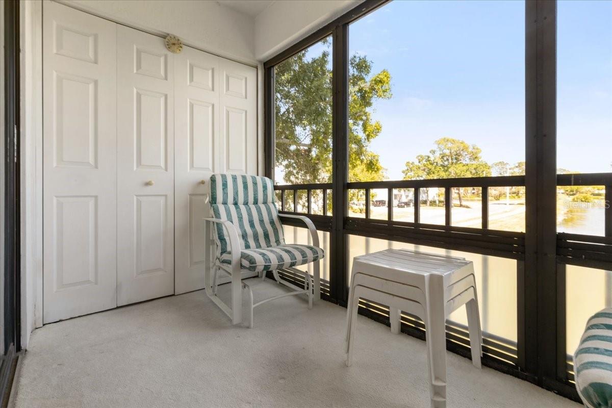 Listing photo id 21 for 108 Lakeview Court 108