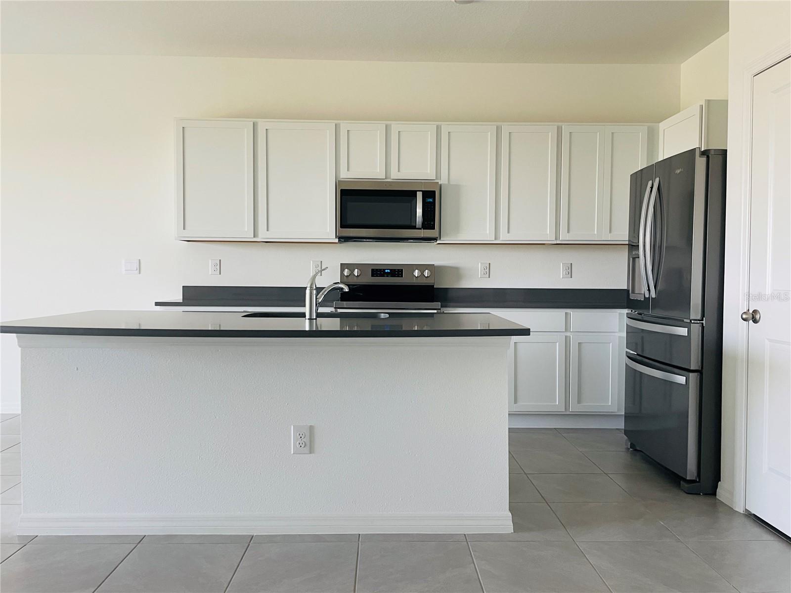 Image 13 of 40 For 17232 Bigleaf Mahogany Lane