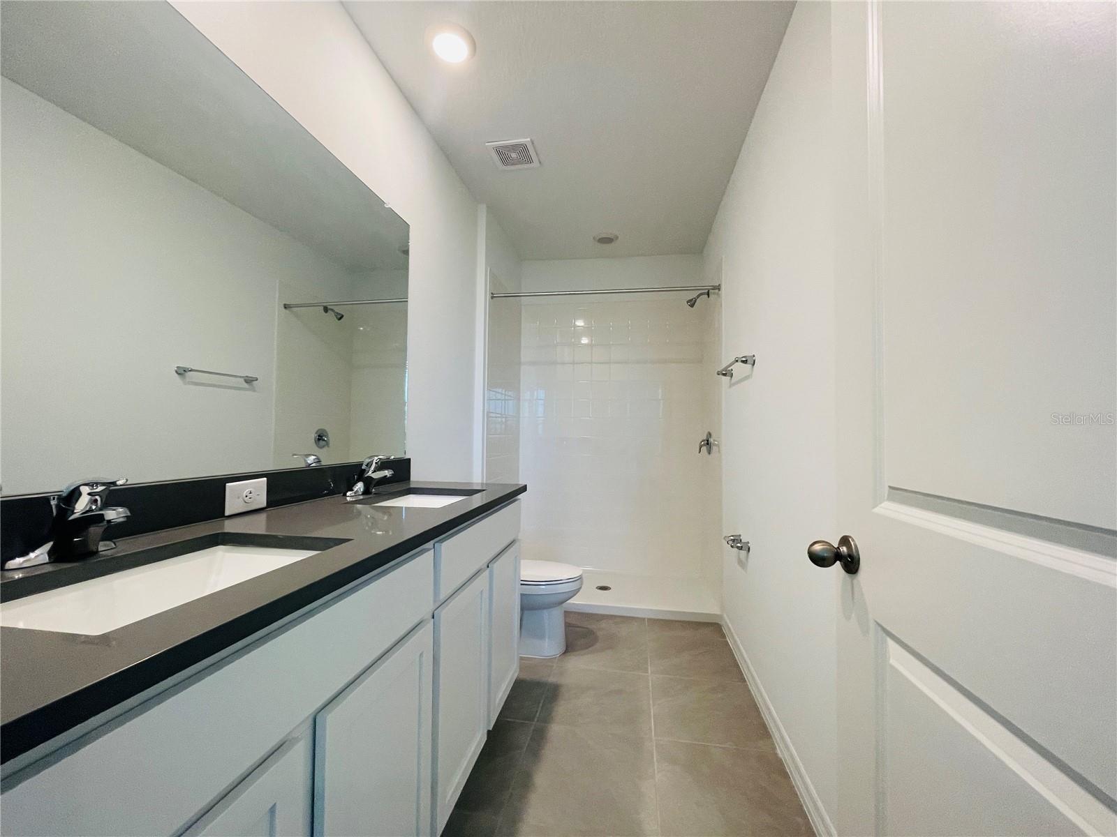 Image 22 of 40 For 17232 Bigleaf Mahogany Lane