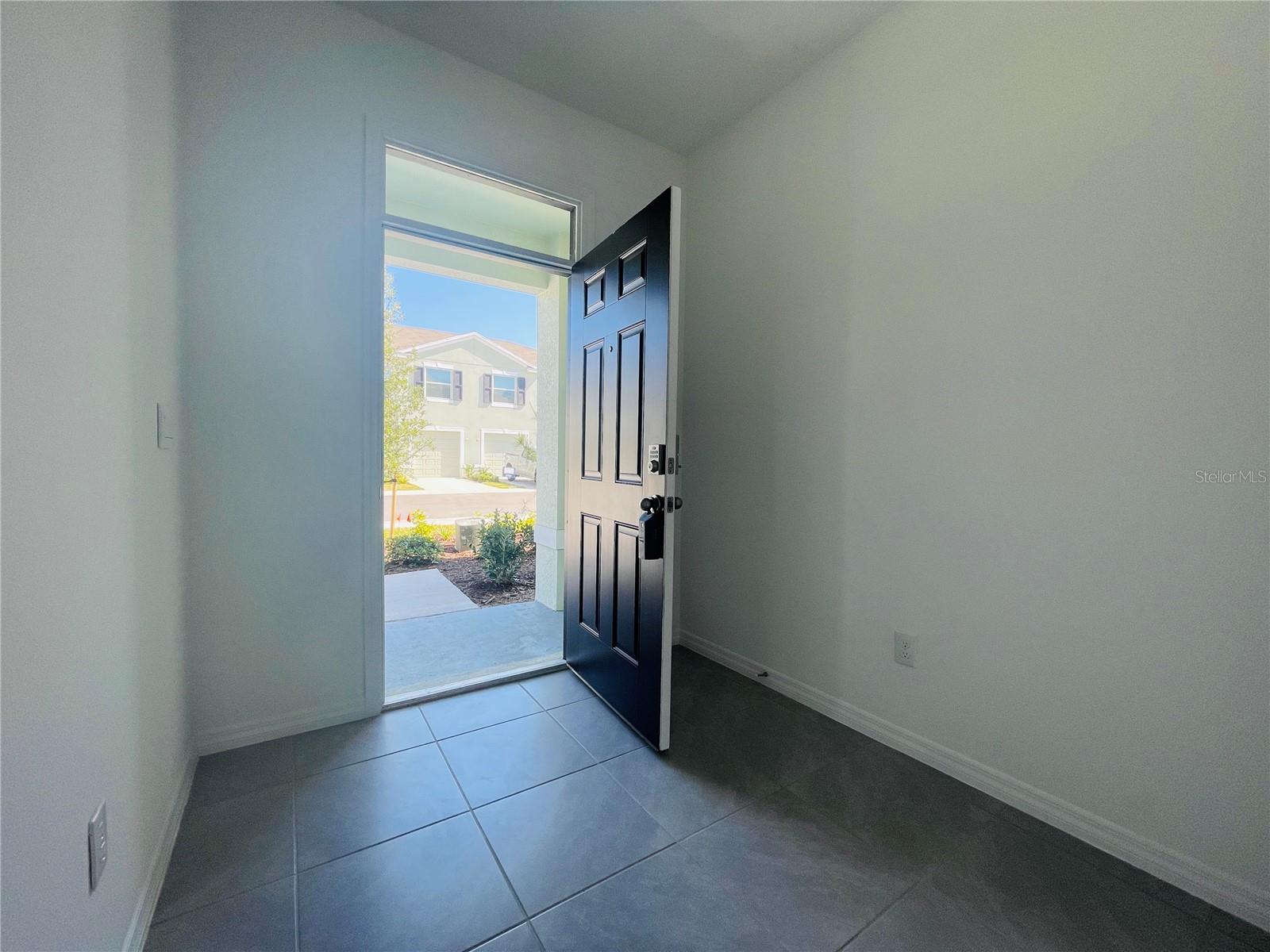 Image 6 of 40 For 17232 Bigleaf Mahogany Lane