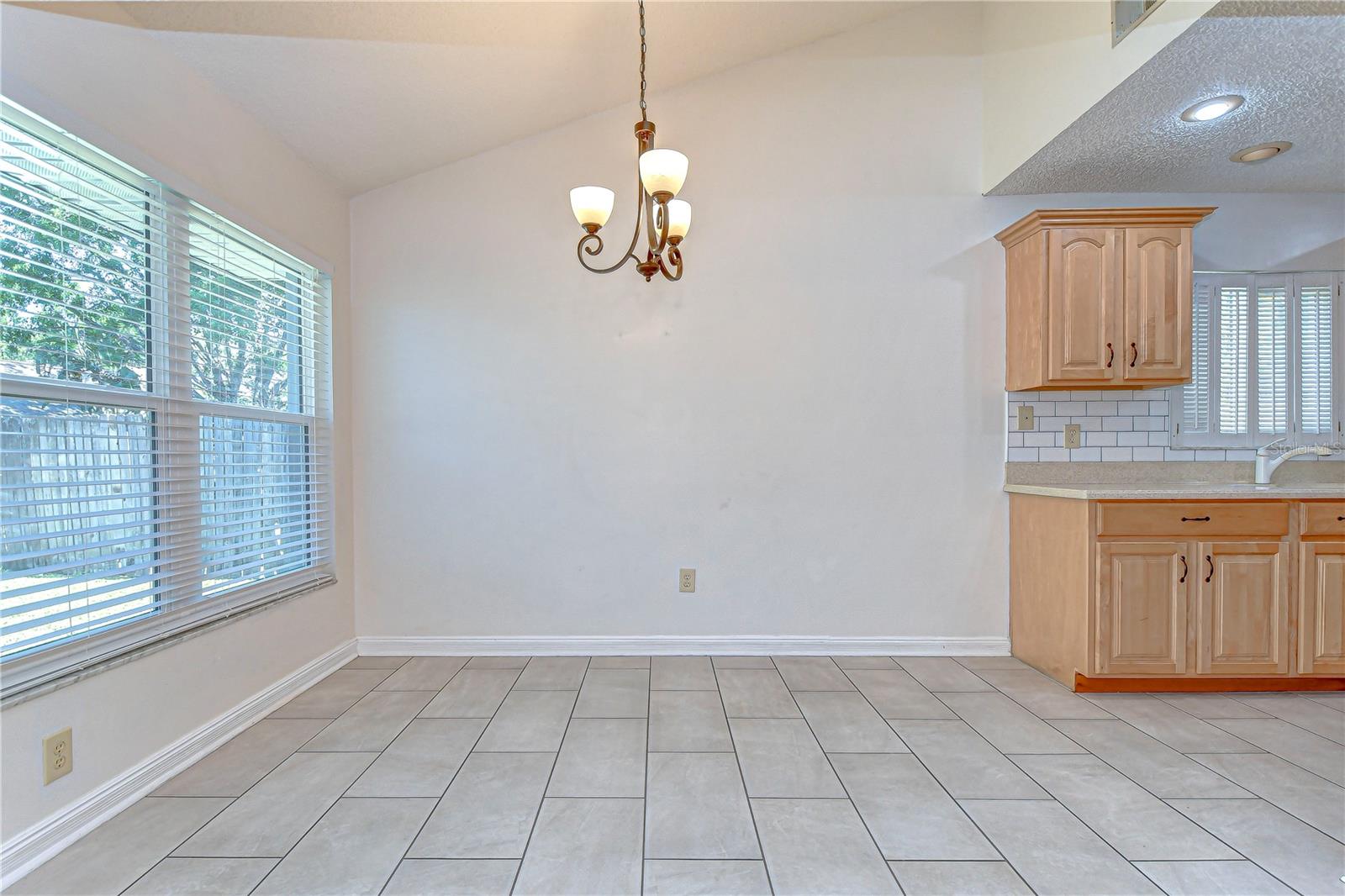Image 13 of 30 For 2015 Branch Tree Lane