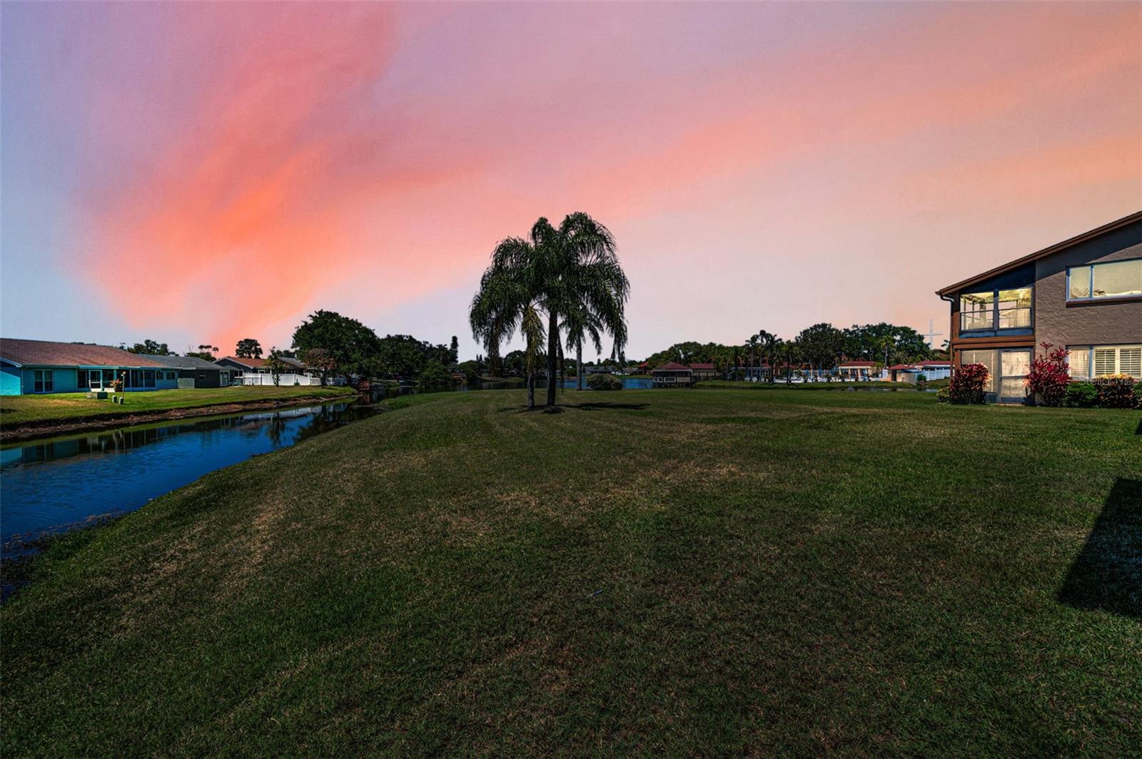 Image 3 of 89 For 3847 Lighthouse Way 3847