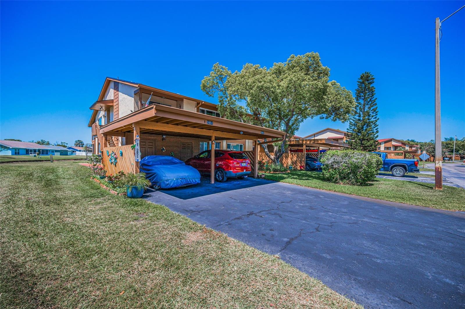 Image 4 of 89 For 3847 Lighthouse Way 3847