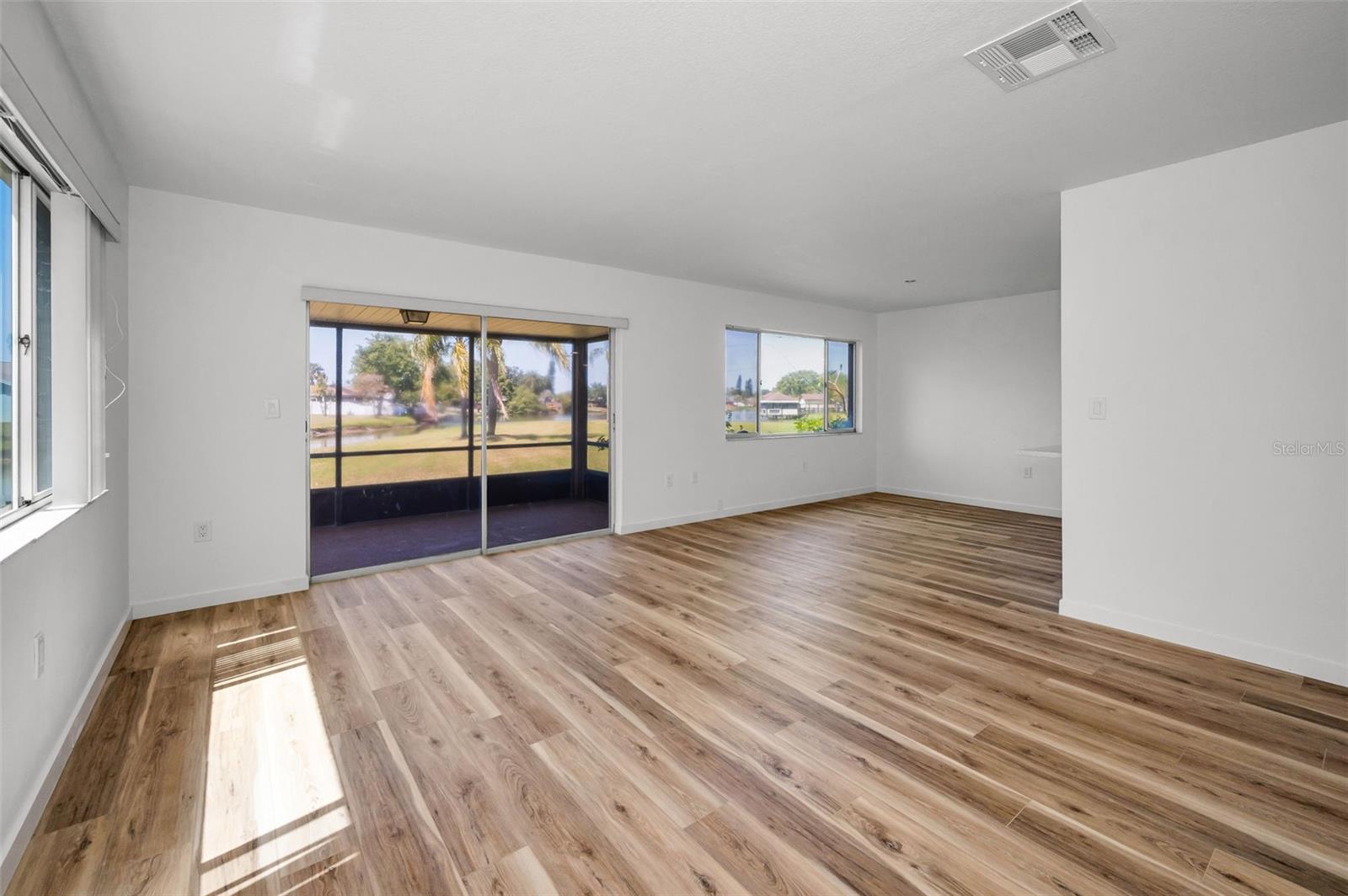 Image 40 of 89 For 3847 Lighthouse Way 3847