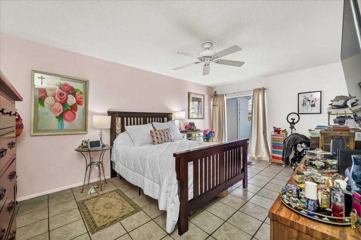 Image 44 of 60 For 1655 Highland Avenue C155