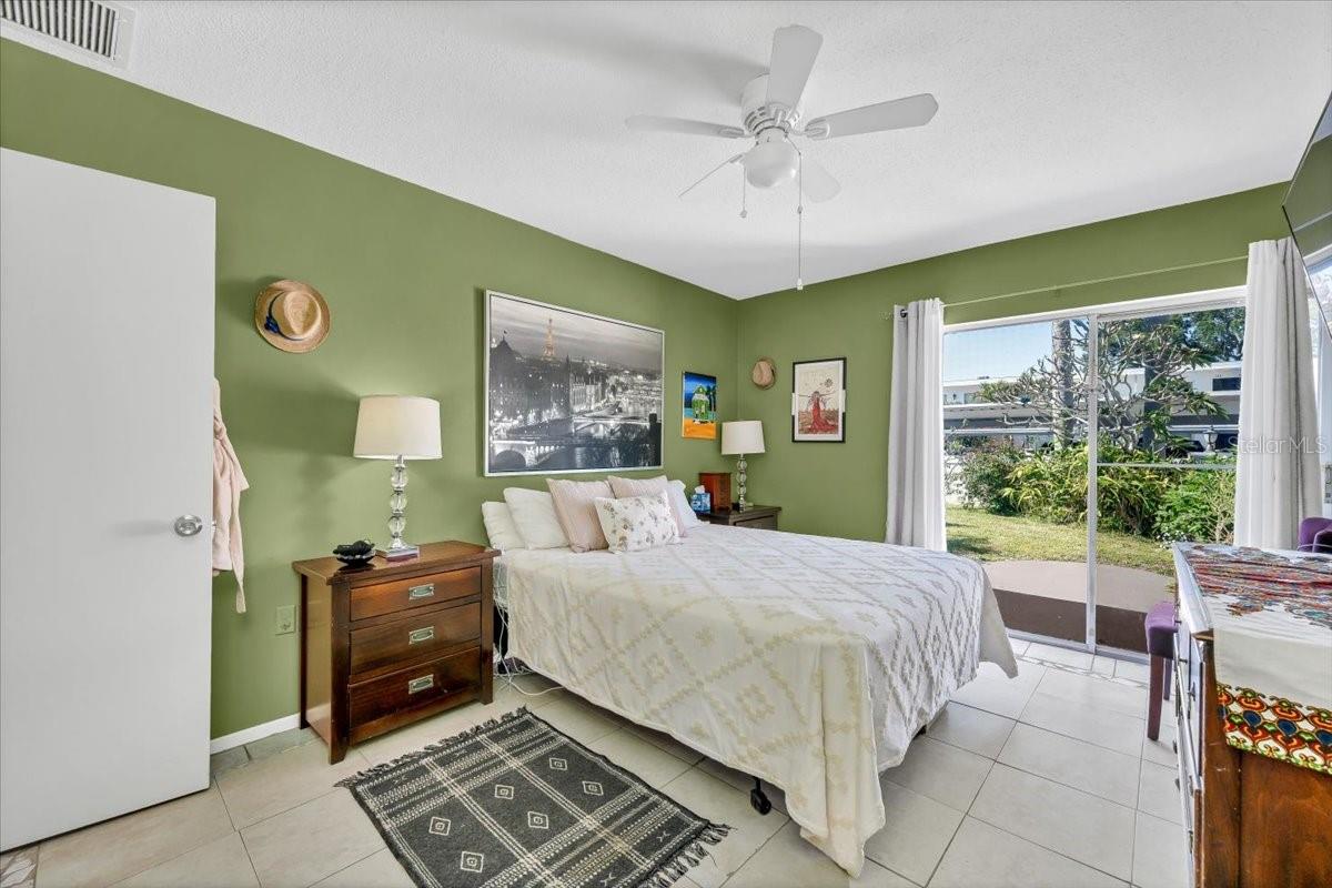 Image 49 of 60 For 1655 Highland Avenue C155