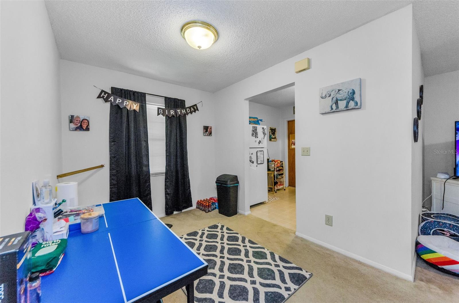 Listing photo id 15 for 618 July Drive