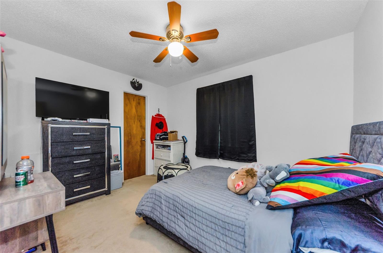 Listing photo id 20 for 618 July Drive