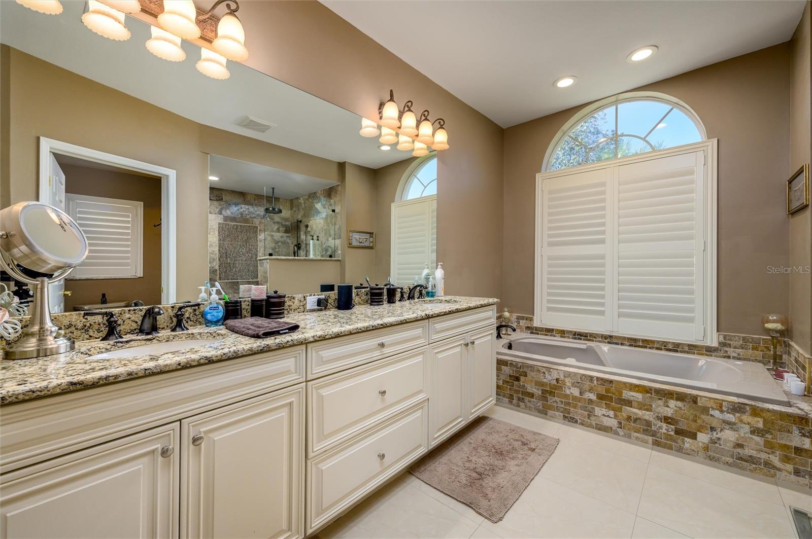 Image 18 of 47 For 30314 Fairway Drive