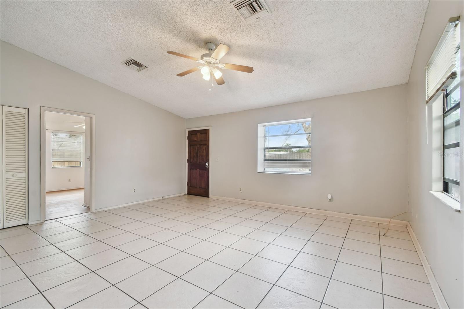 Image 11 of 61 For 1219 Michigan Drive N