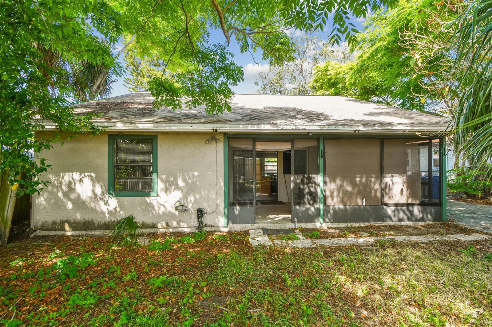 Image 44 of 61 For 1219 Michigan Drive N