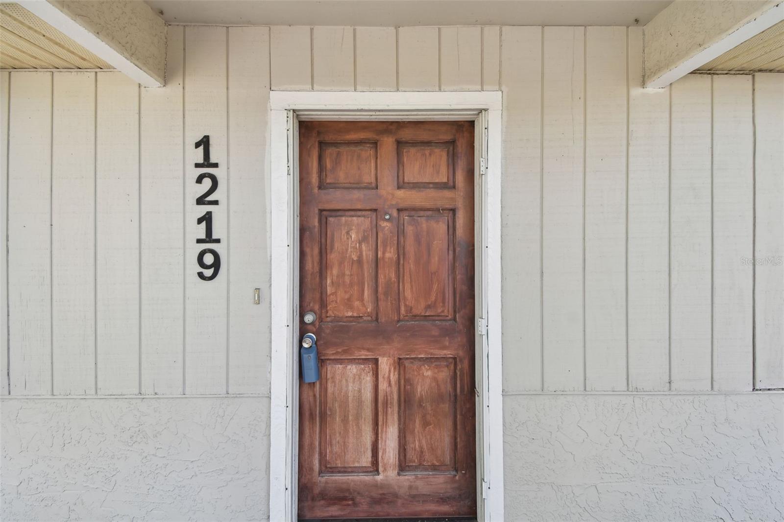 Image 6 of 61 For 1219 Michigan Drive N