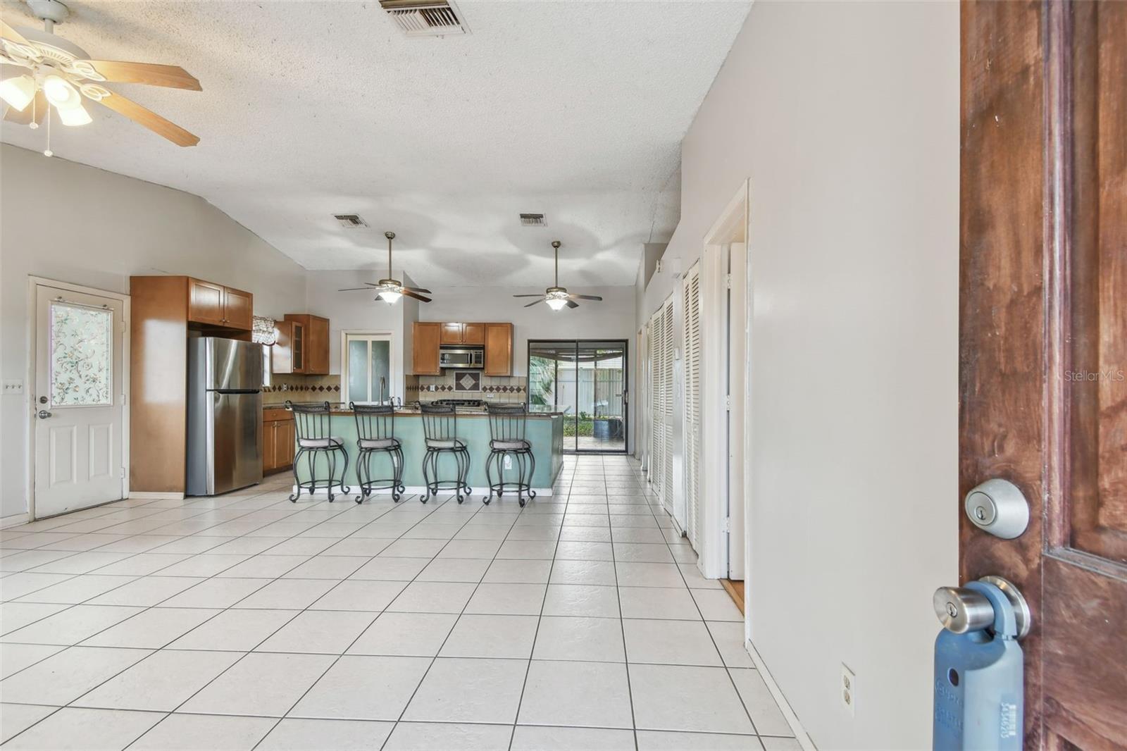 Image 7 of 61 For 1219 Michigan Drive N