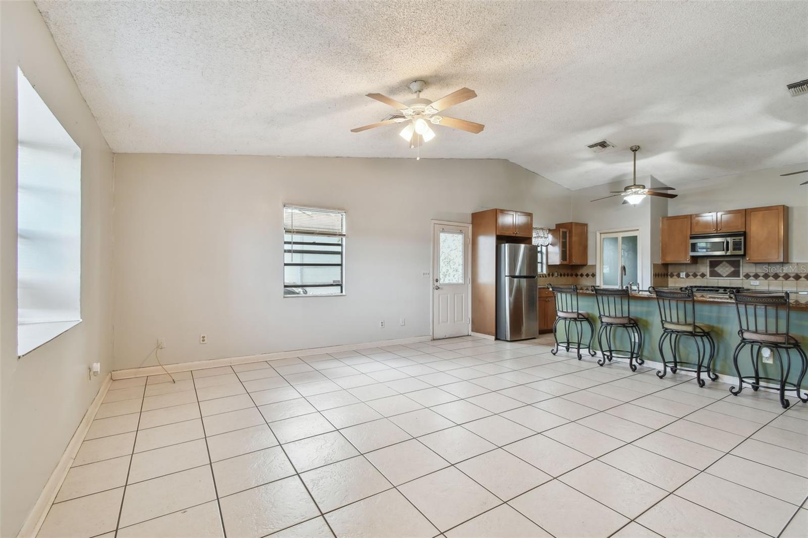 Image 8 of 61 For 1219 Michigan Drive N