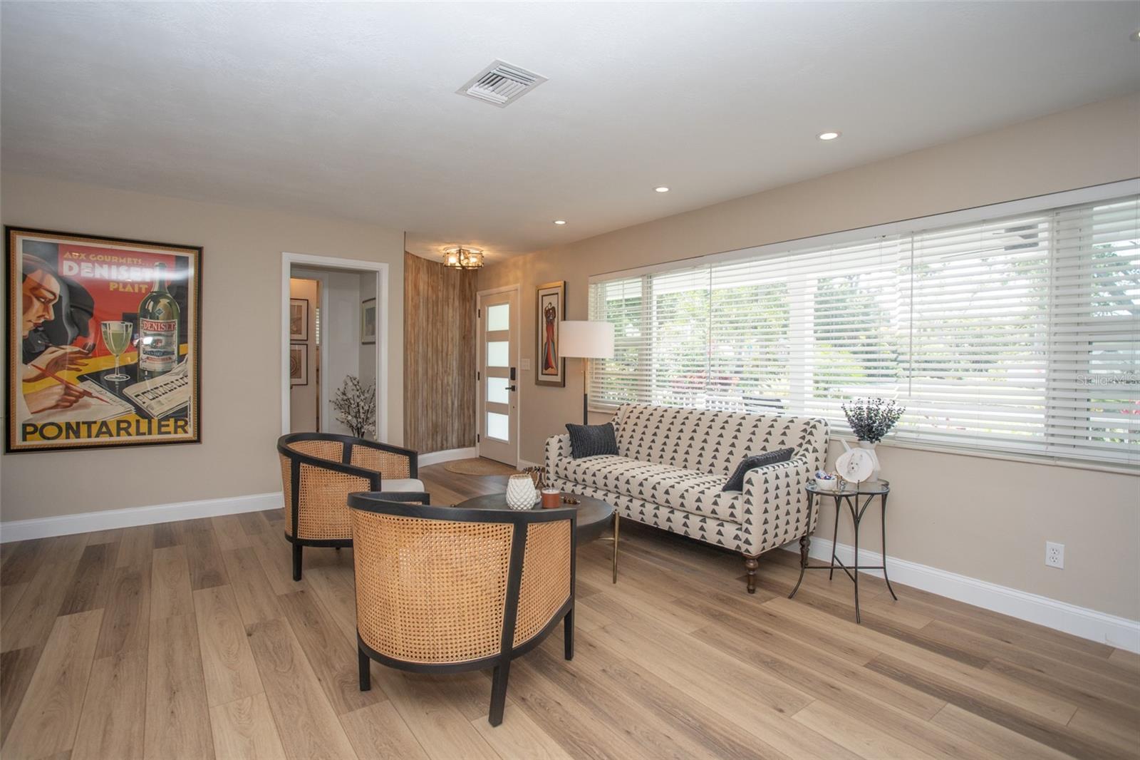 Image 5 of 53 For 7301 2nd Avenue S
