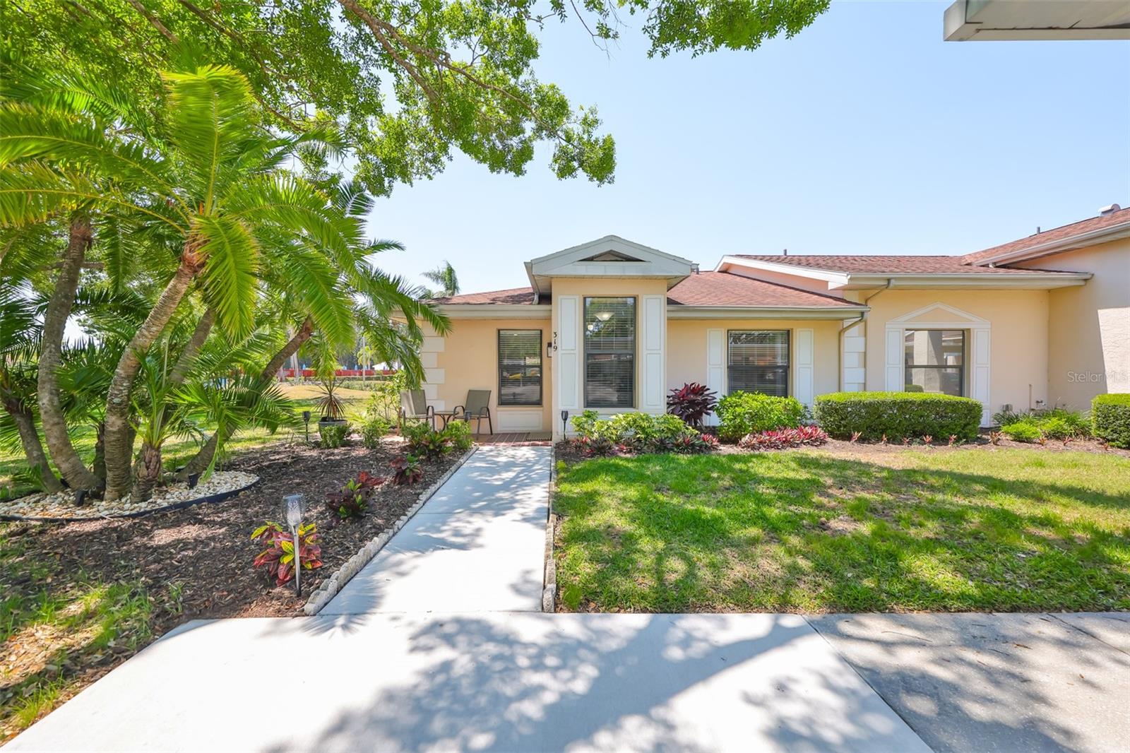 Details for 319 Kelsey Way, SUN CITY CENTER, FL 33573