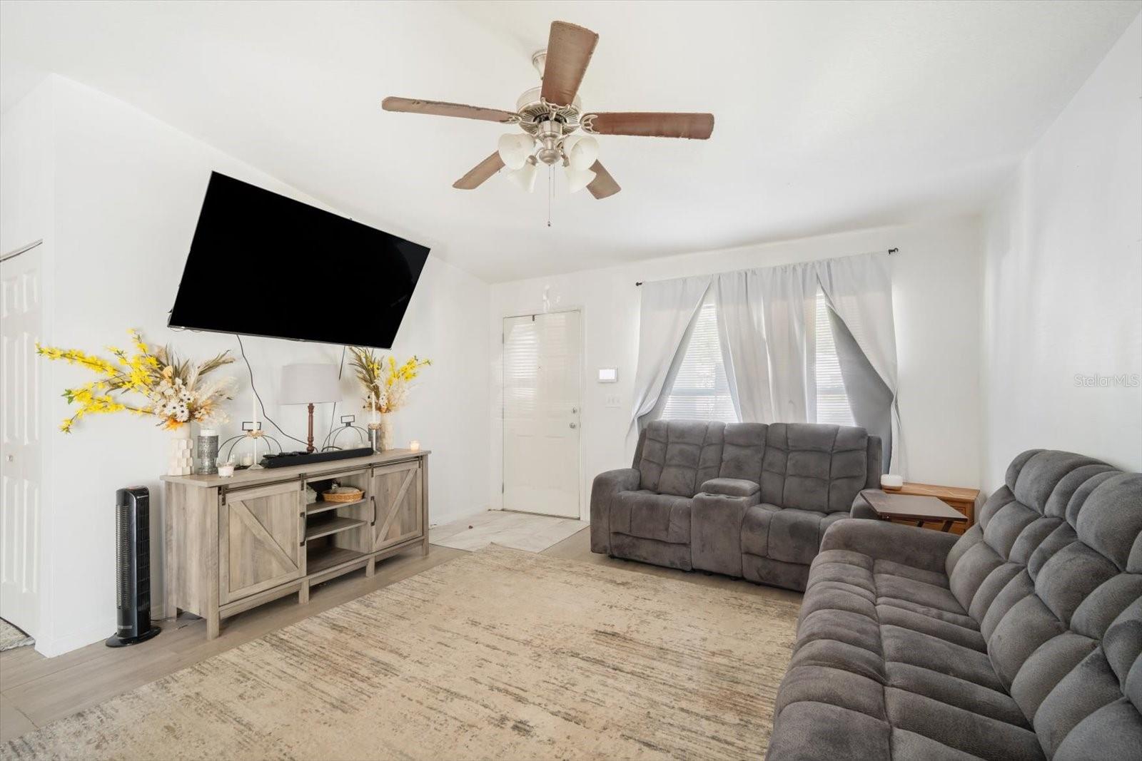 Image 3 of 17 For 8004 Brooks Street