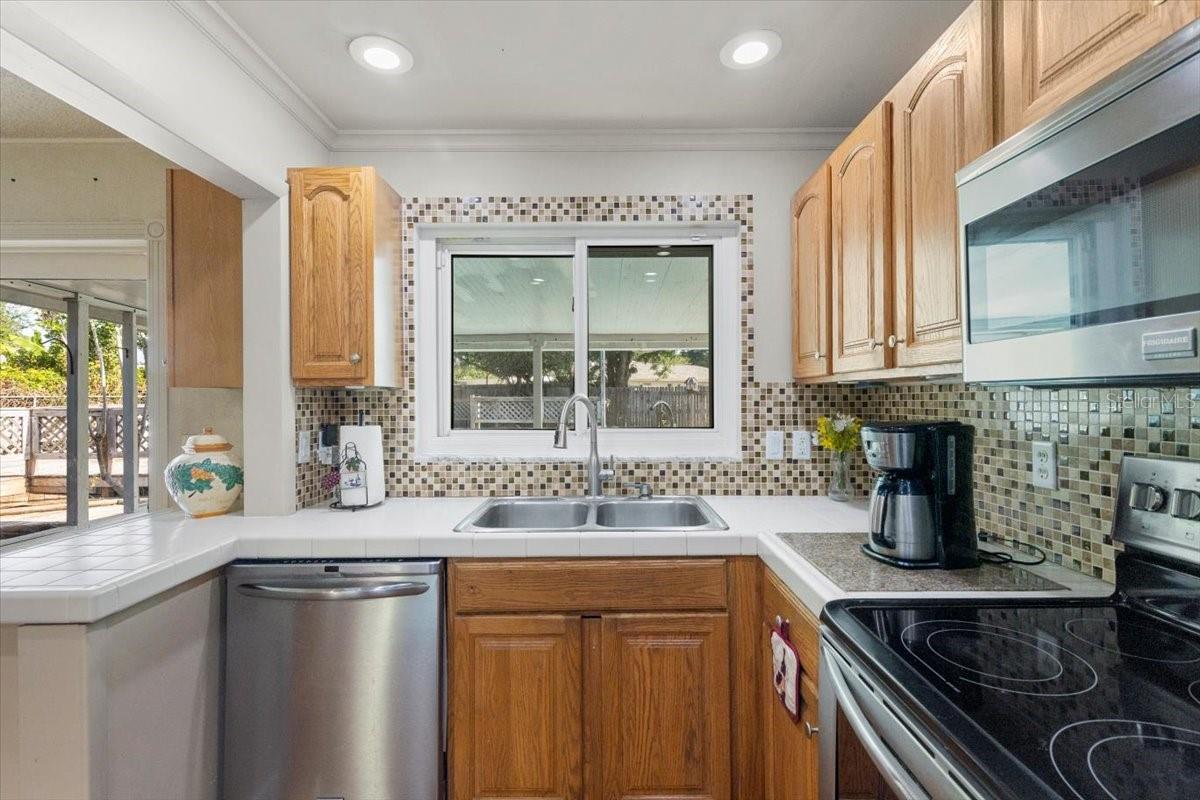 Image 20 of 40 For 7025 Orkney Avenue N