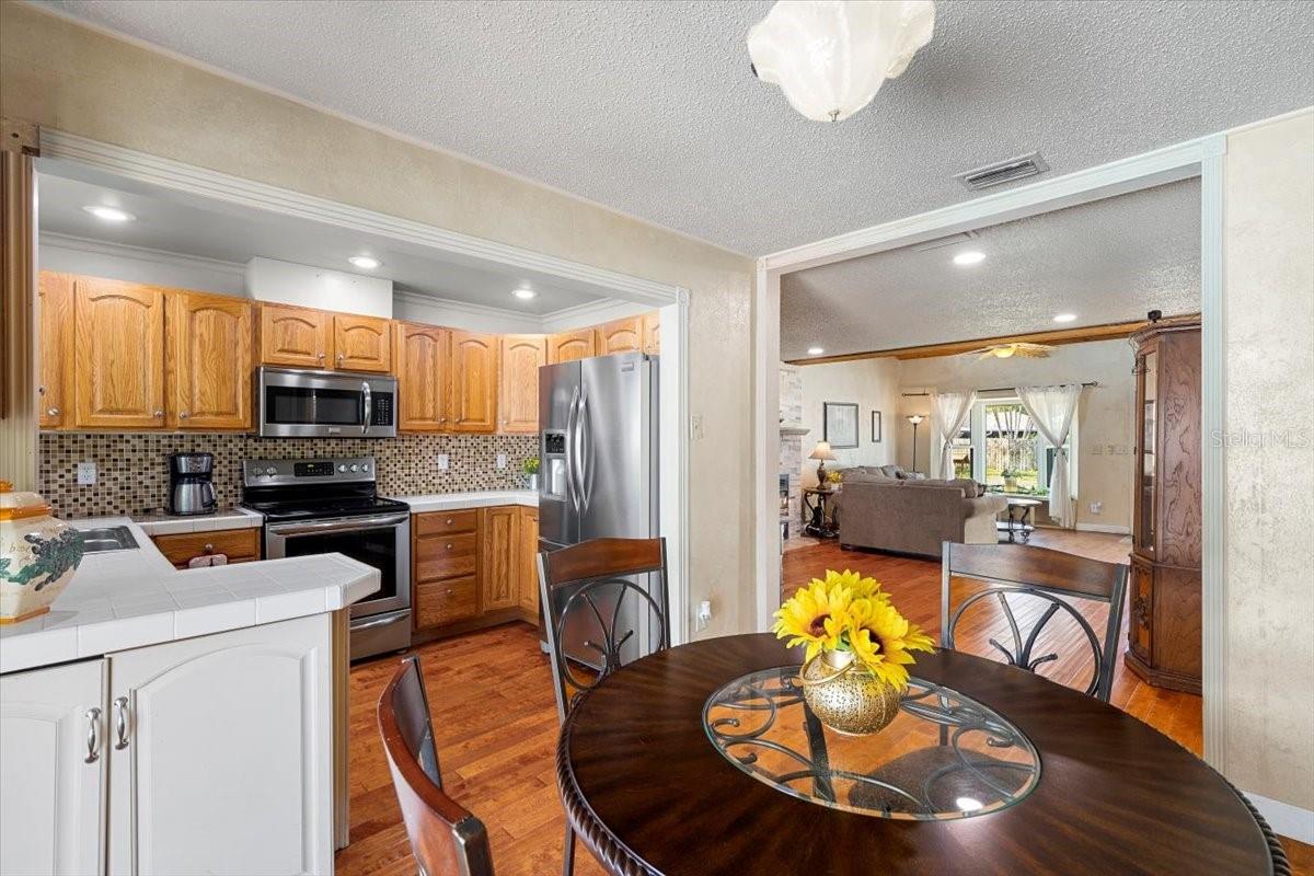 Image 22 of 40 For 7025 Orkney Avenue N