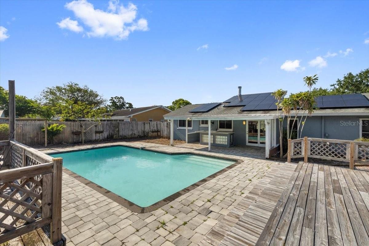 Image 33 of 40 For 7025 Orkney Avenue N