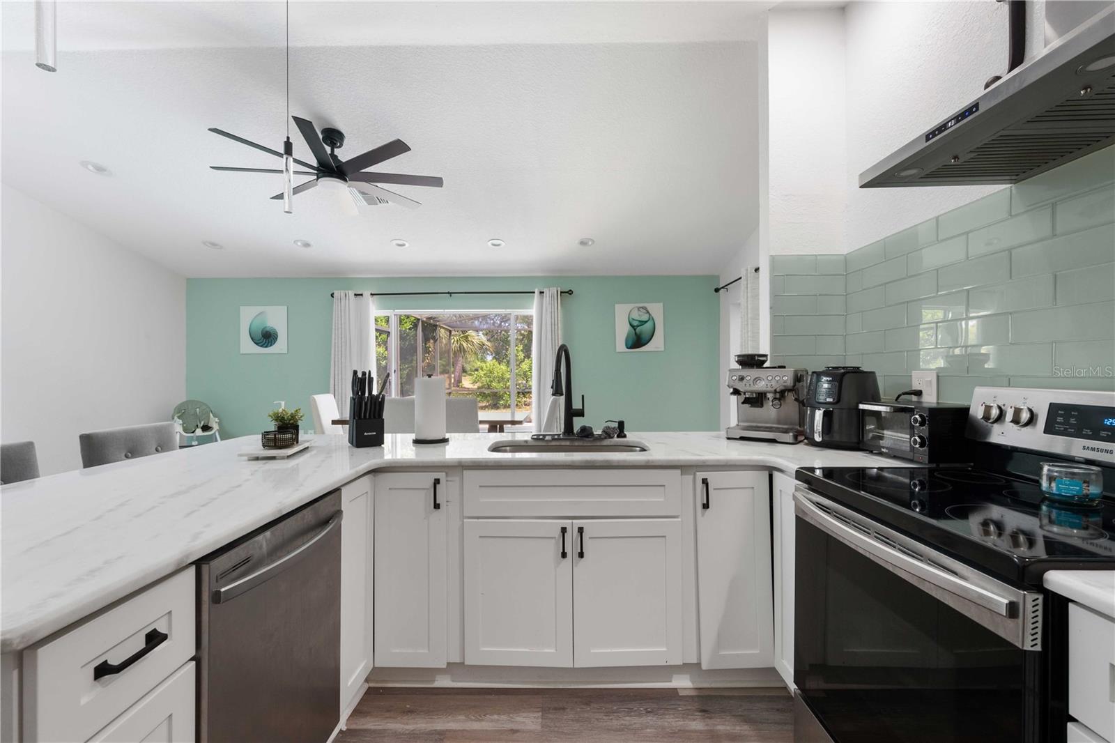 Image 14 of 43 For 5298 Florentine Court