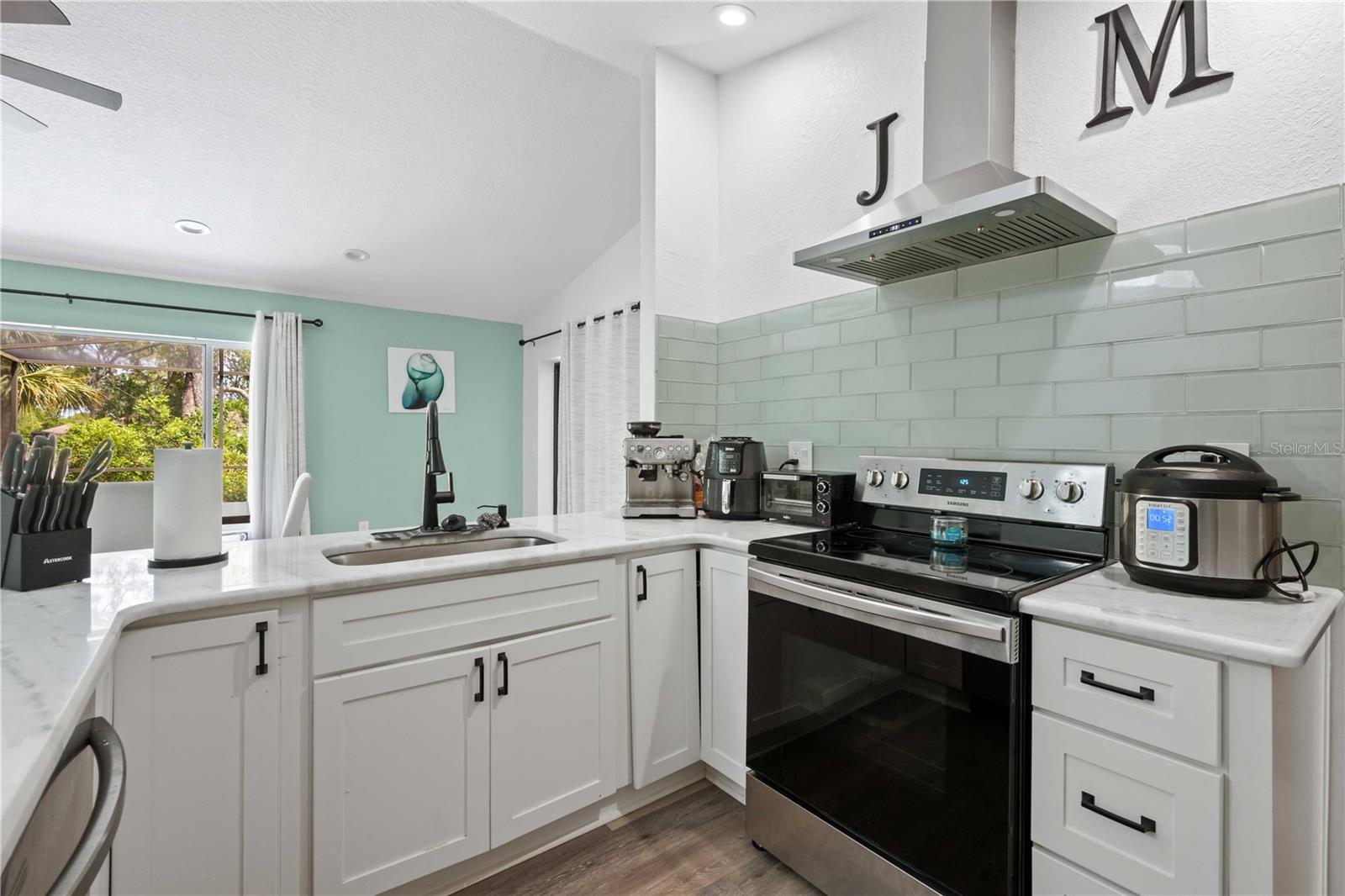 Image 16 of 43 For 5298 Florentine Court