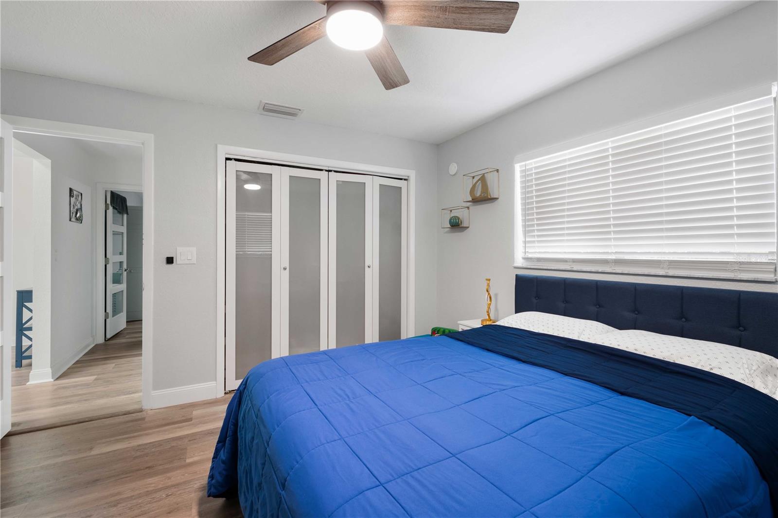 Image 24 of 43 For 5298 Florentine Court