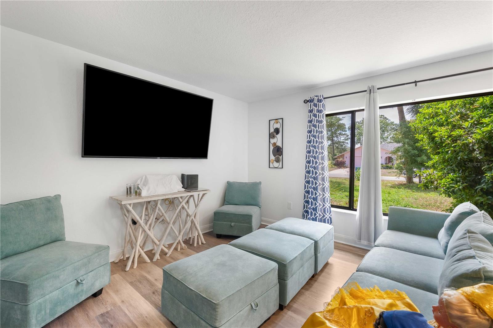 Image 6 of 43 For 5298 Florentine Court