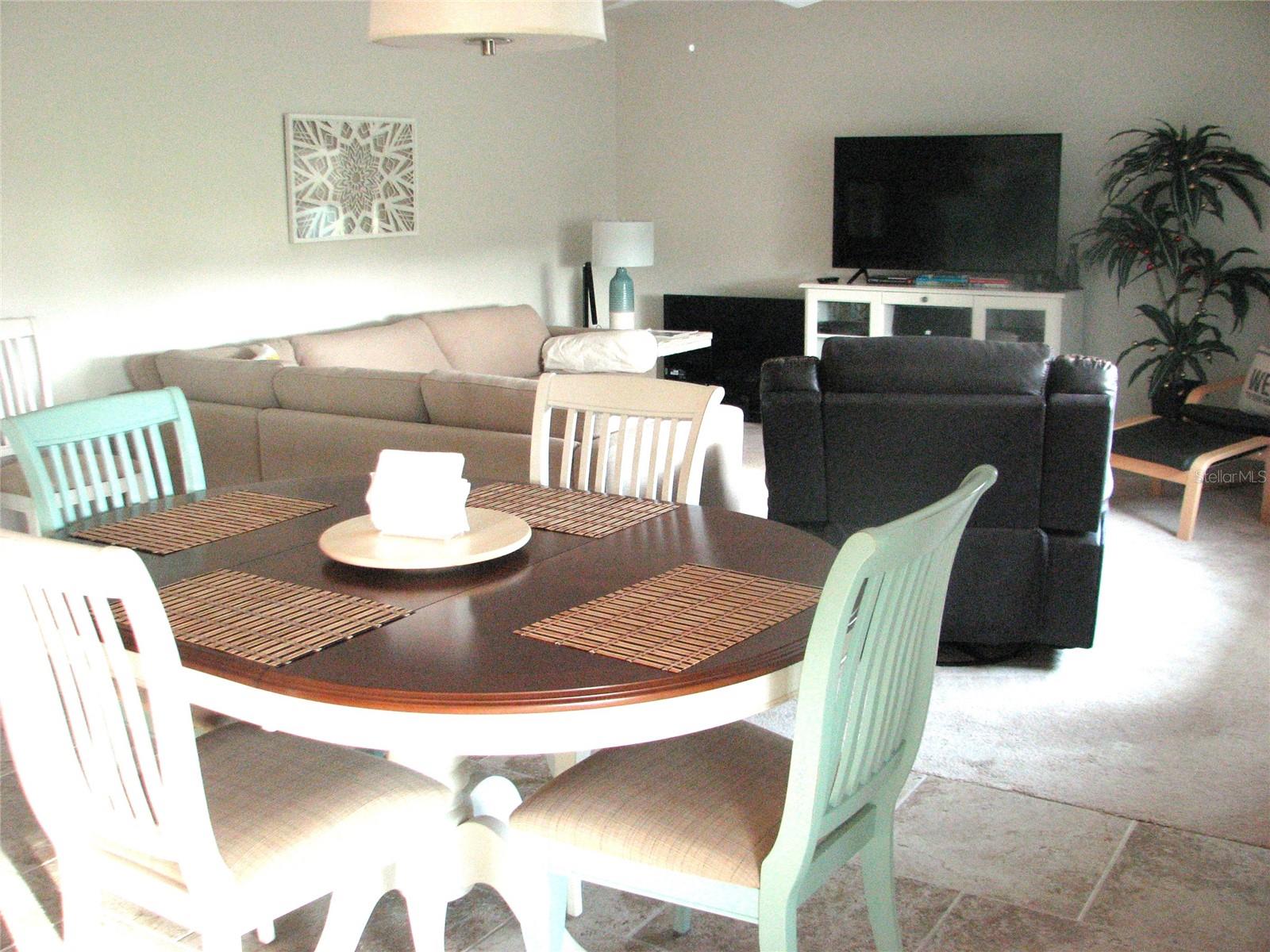 Image 4 of 19 For 2116 Harleston Place 213