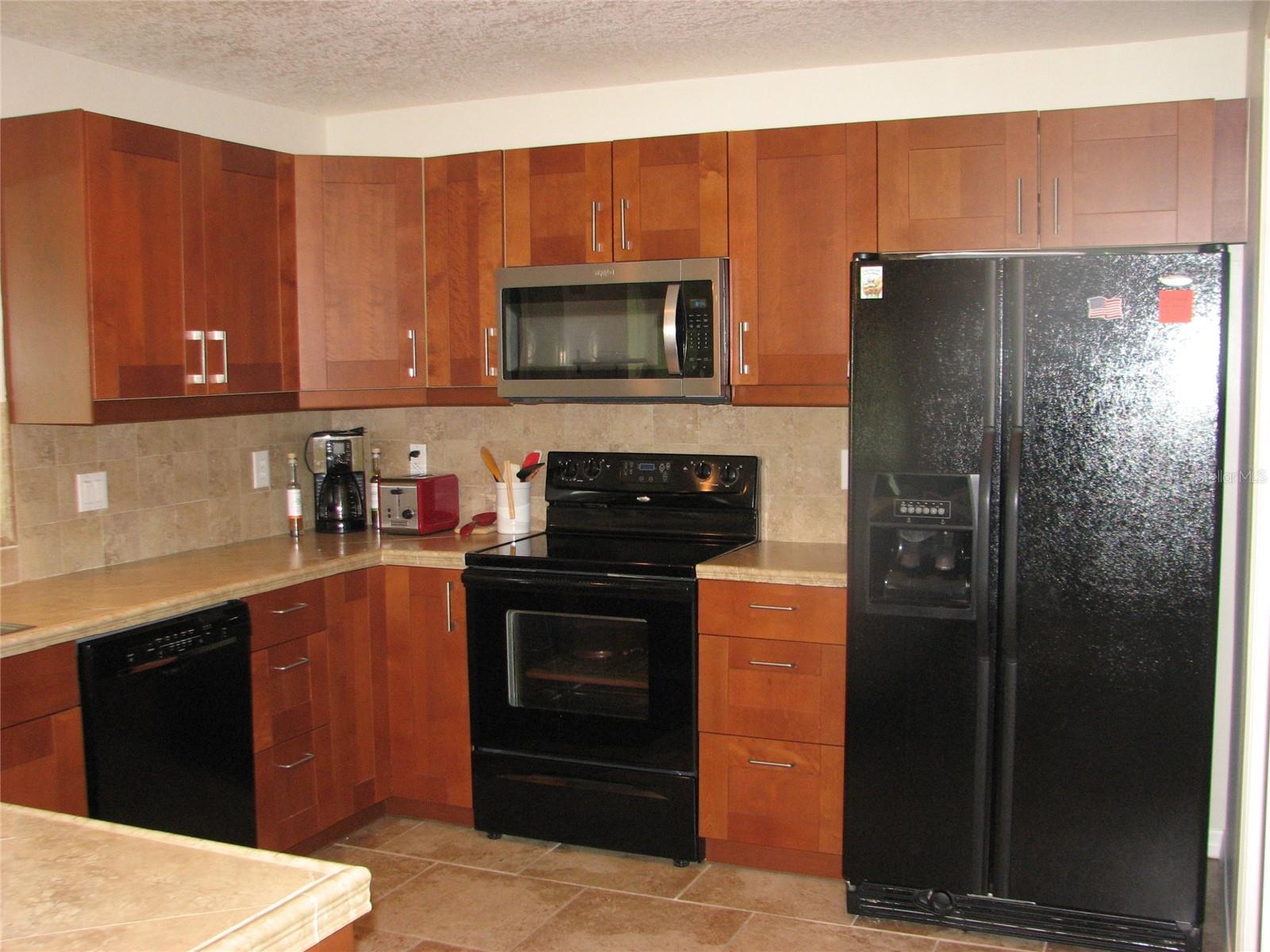 Image 5 of 19 For 2116 Harleston Place 213