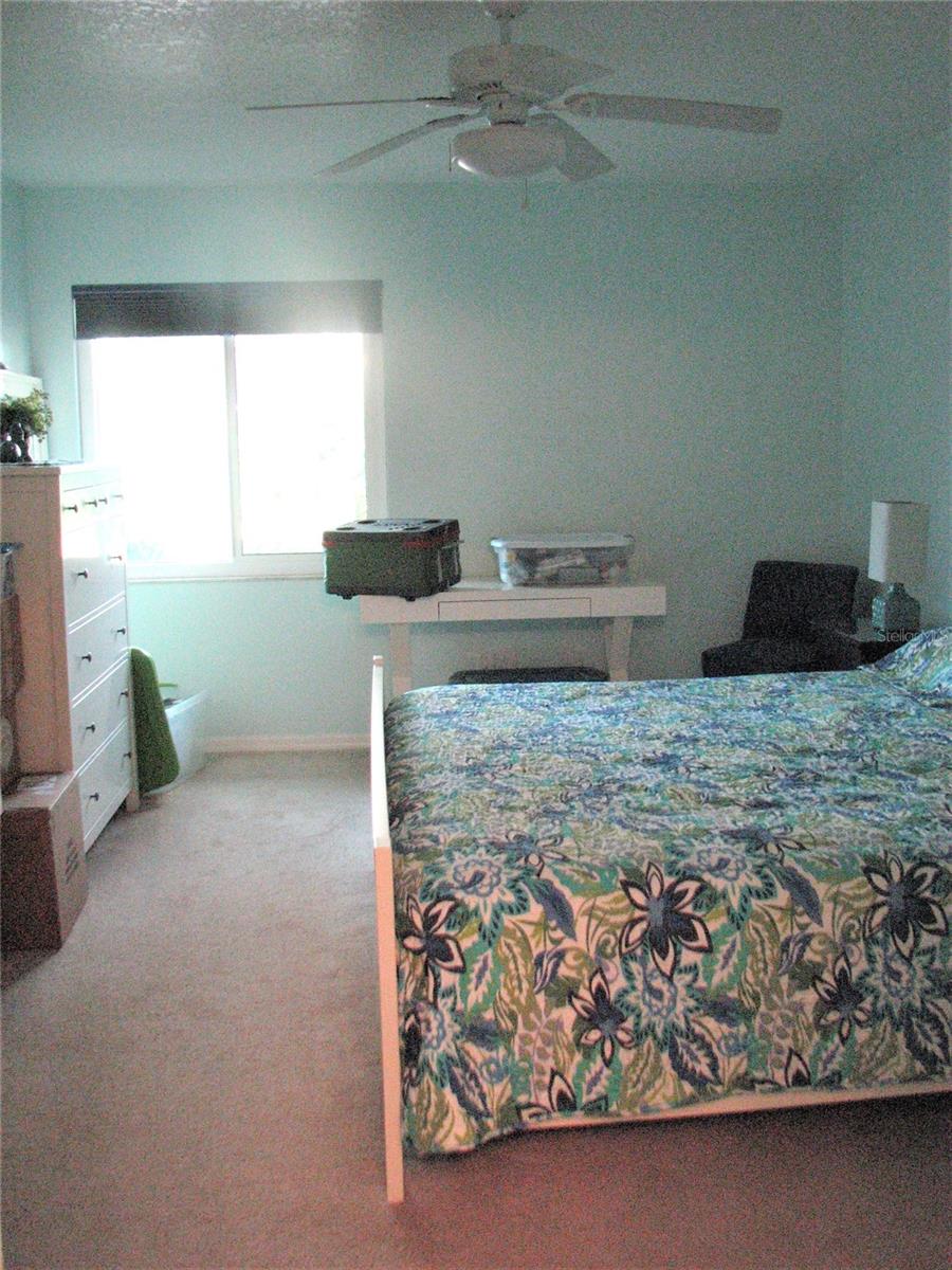 Image 9 of 19 For 2116 Harleston Place 213