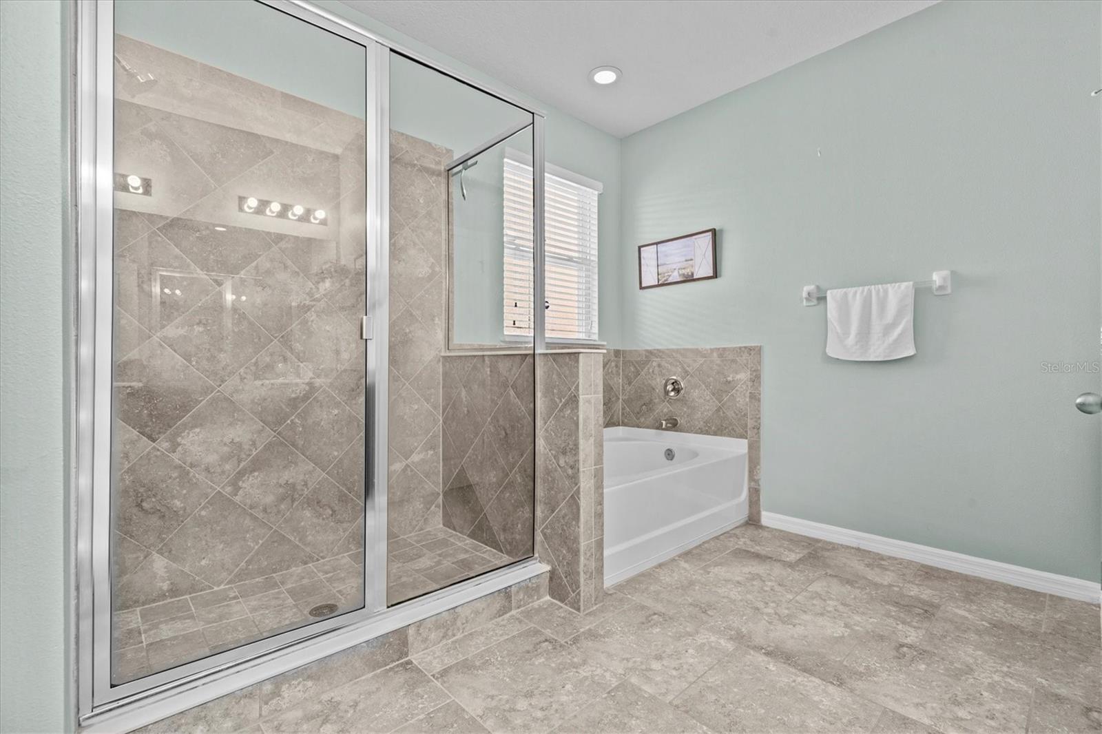 Image 13 of 48 For 10514 Scenic Hollow Drive