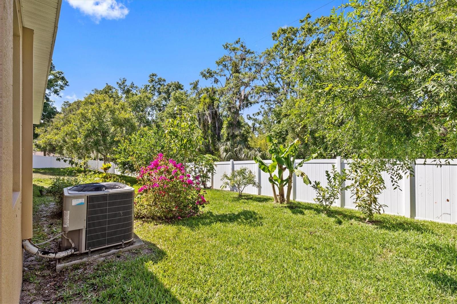 Image 37 of 48 For 10514 Scenic Hollow Drive