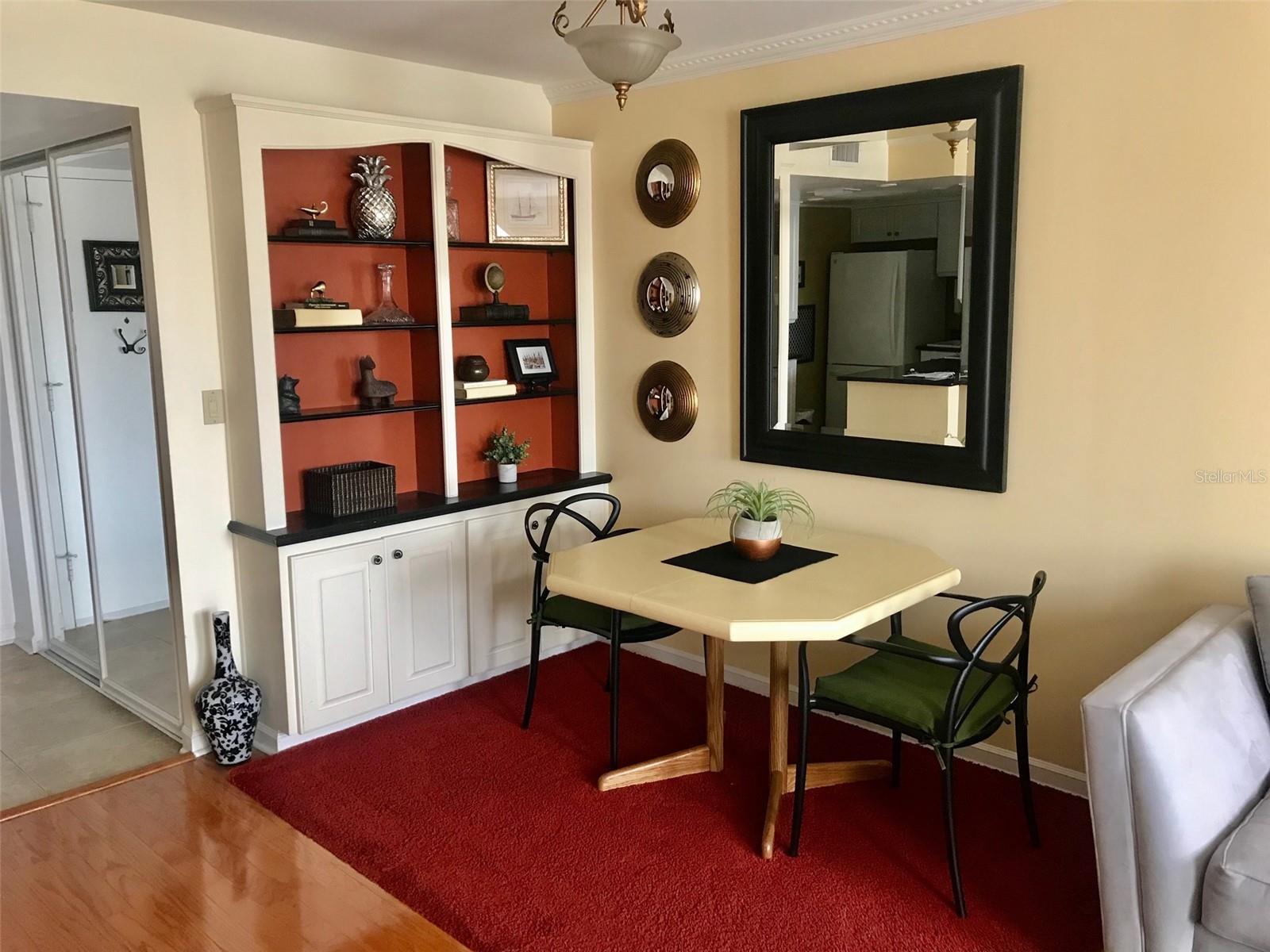 Image 2 of 14 For 4015 Bayshore Boulevard 4d