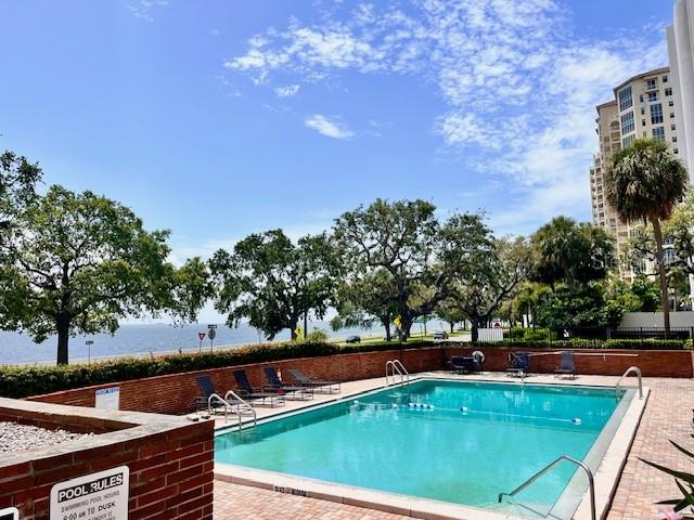 Image 22 of 26 For 4015 Bayshore Boulevard 4d