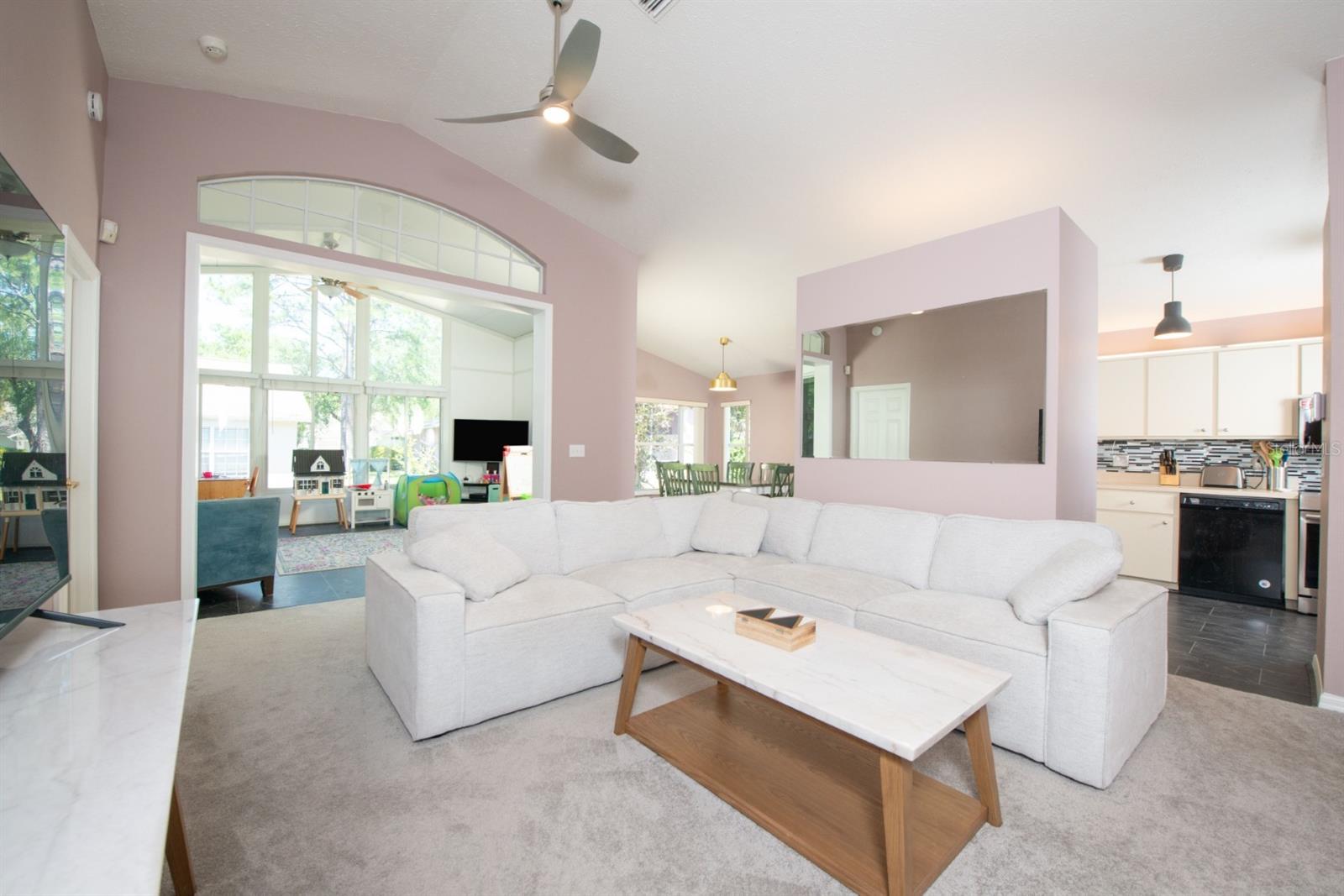 Image 17 of 40 For 10321 Ravines Drive
