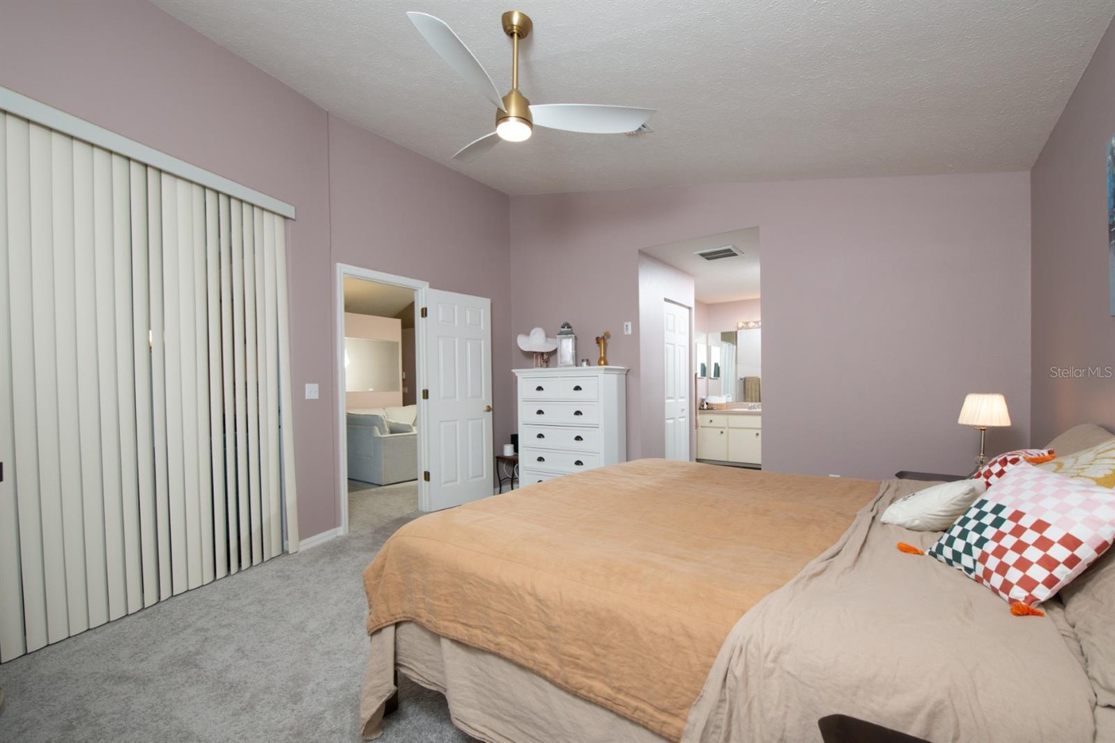 Image 31 of 40 For 10321 Ravines Drive