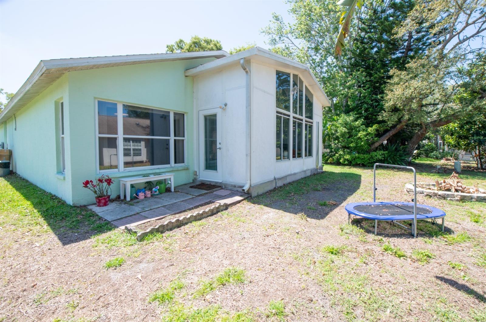 Image 37 of 40 For 10321 Ravines Drive
