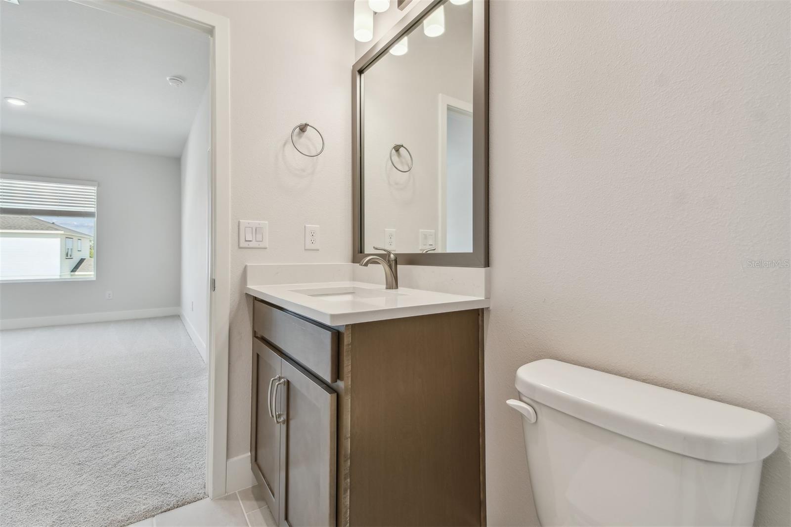 Image 27 of 44 For 10712 Oak Bend Drive