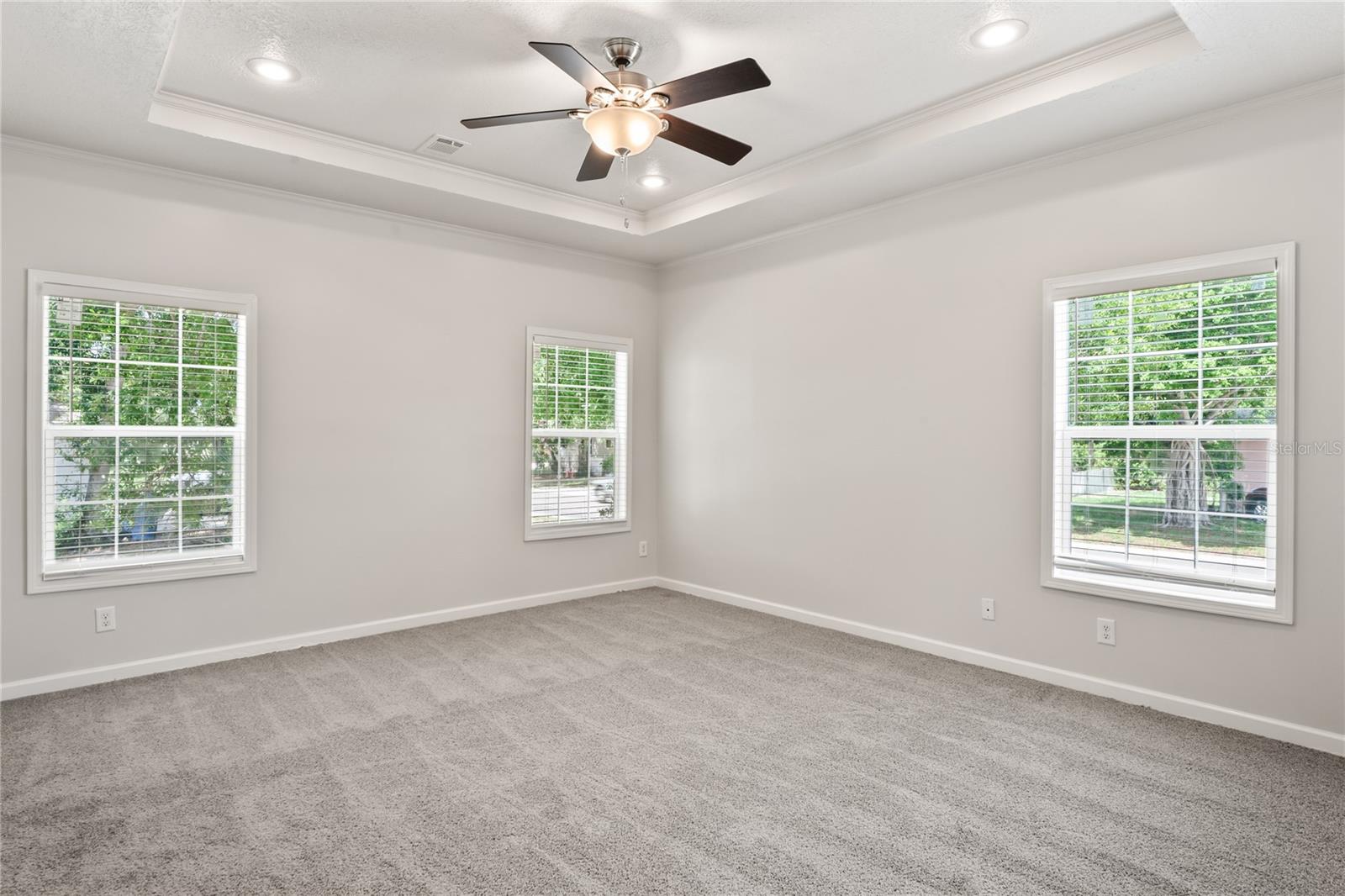 Image 10 of 26 For 4568 18th Avenue S
