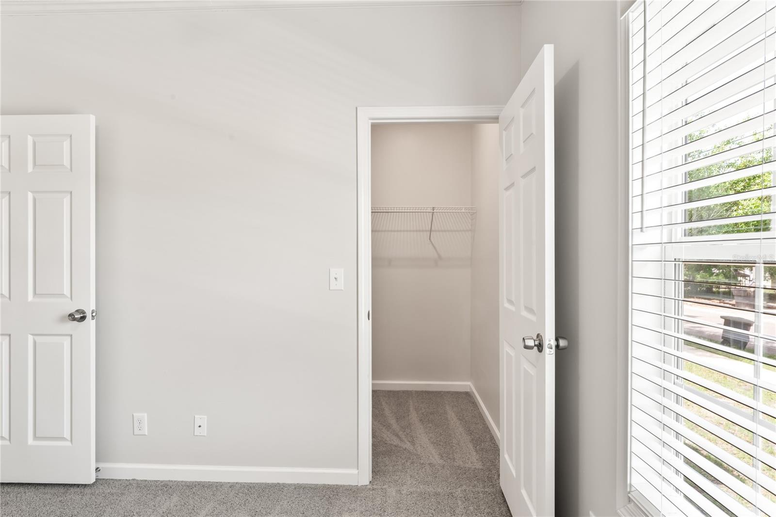Image 16 of 26 For 4568 18th Avenue S