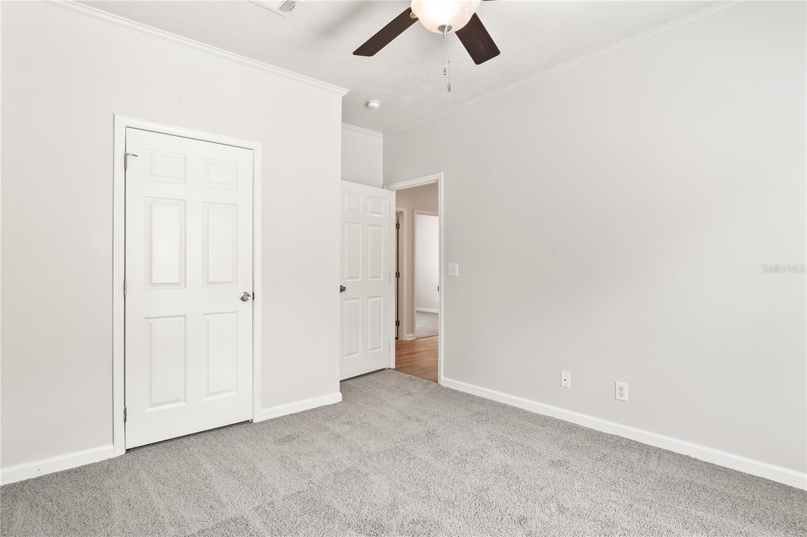Image 19 of 26 For 4568 18th Avenue S