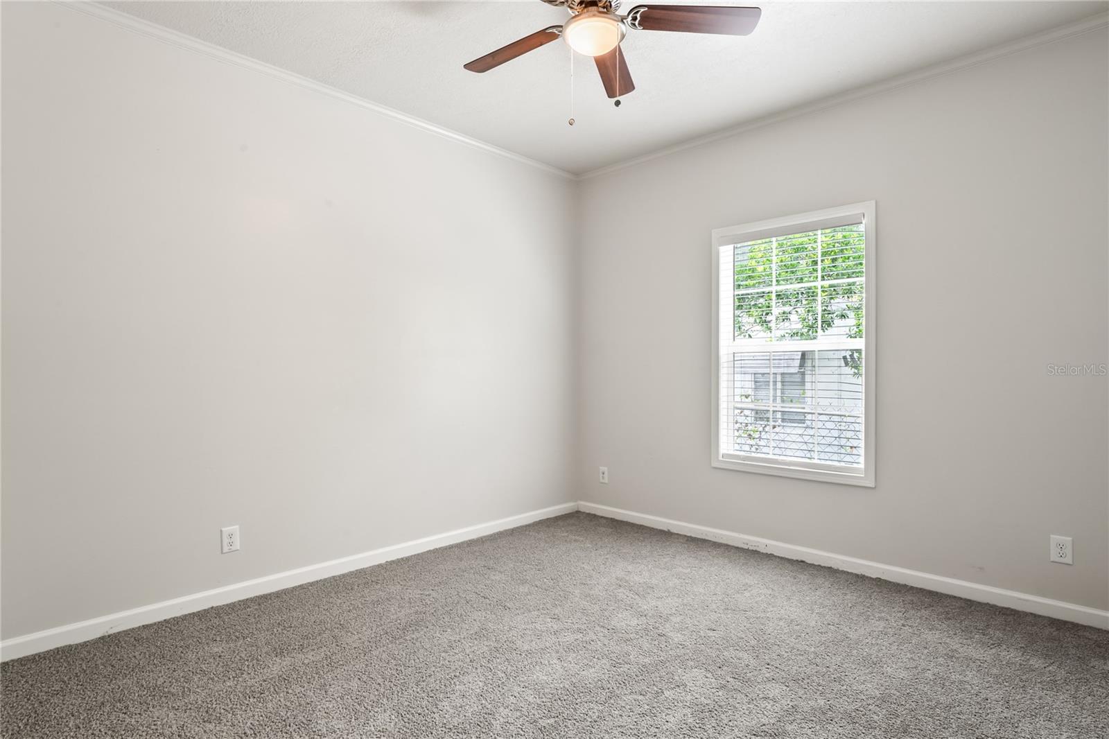 Image 21 of 26 For 4568 18th Avenue S