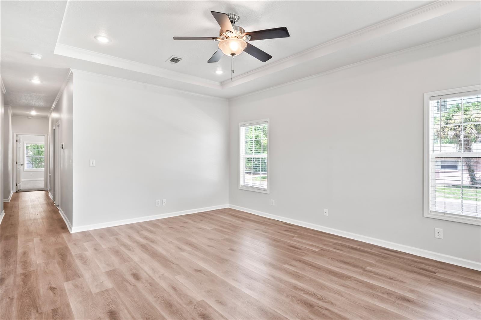 Image 3 of 26 For 4568 18th Avenue S