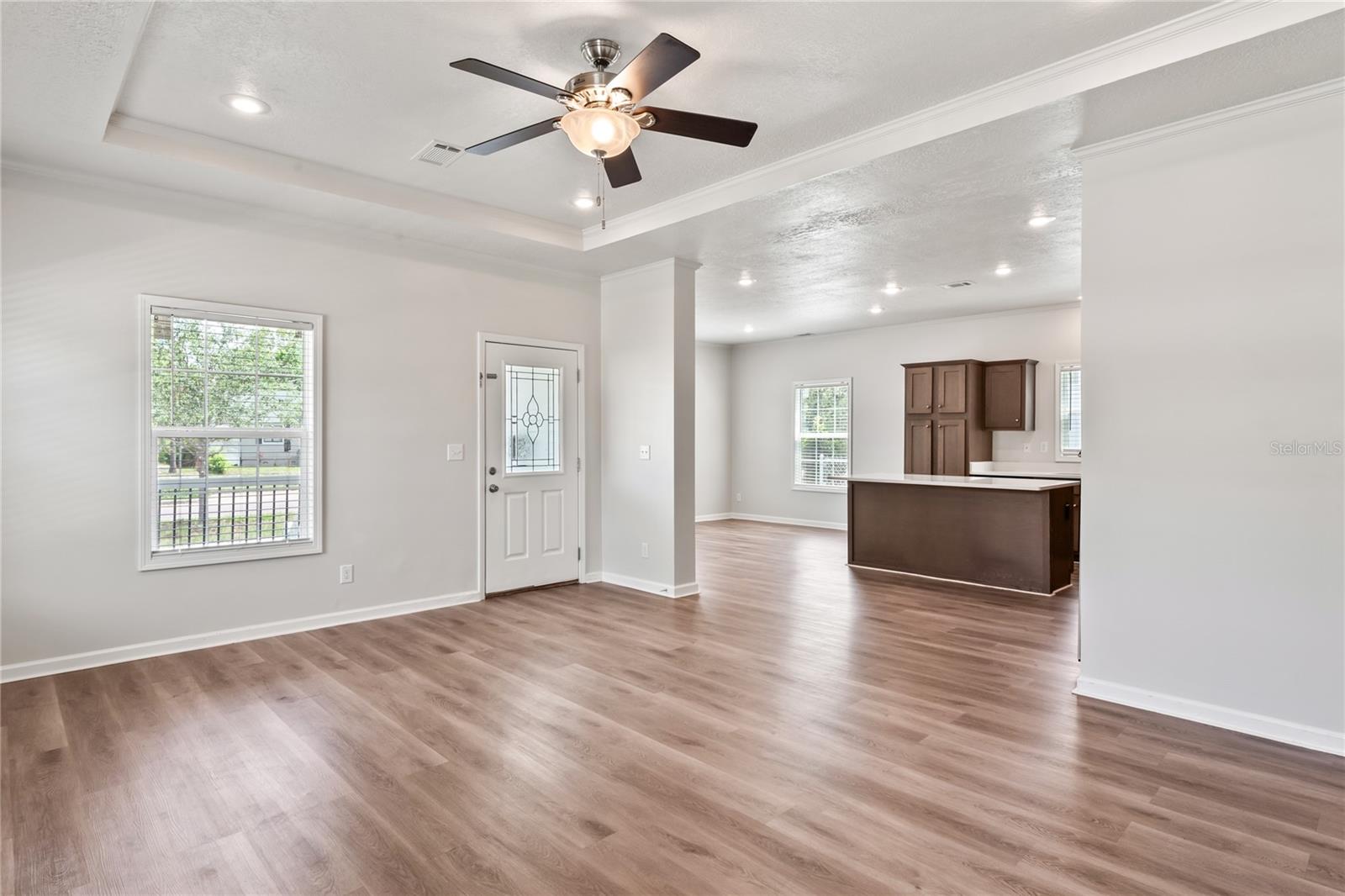 Image 4 of 26 For 4568 18th Avenue S