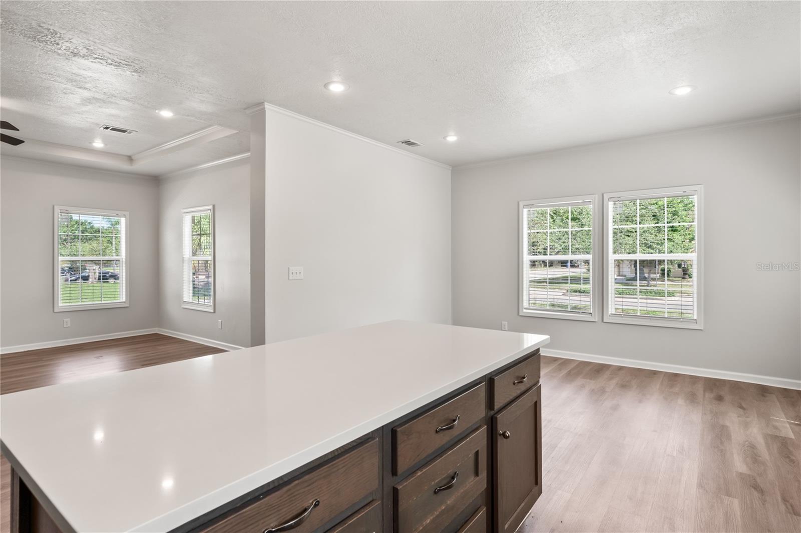 Image 8 of 26 For 4568 18th Avenue S