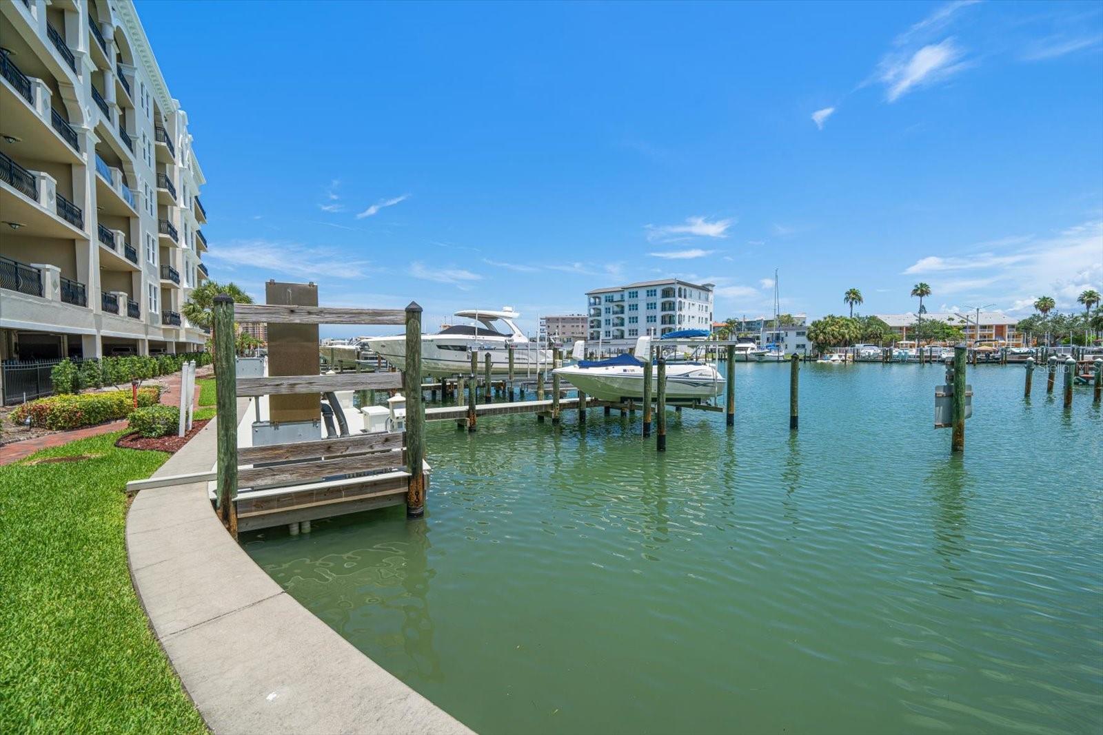 Image 77 of 78 For 202 Windward Passage 304