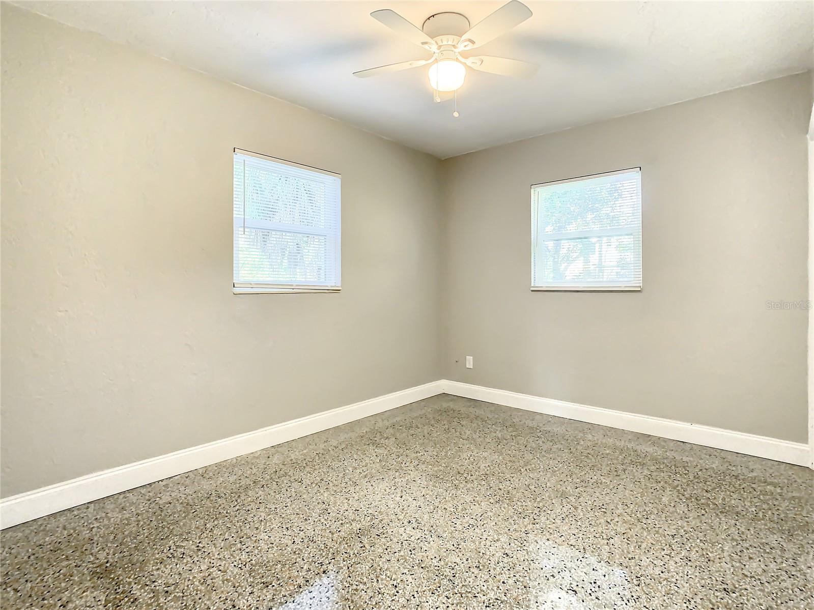 Image 21 of 42 For 8111 30th Avenue N